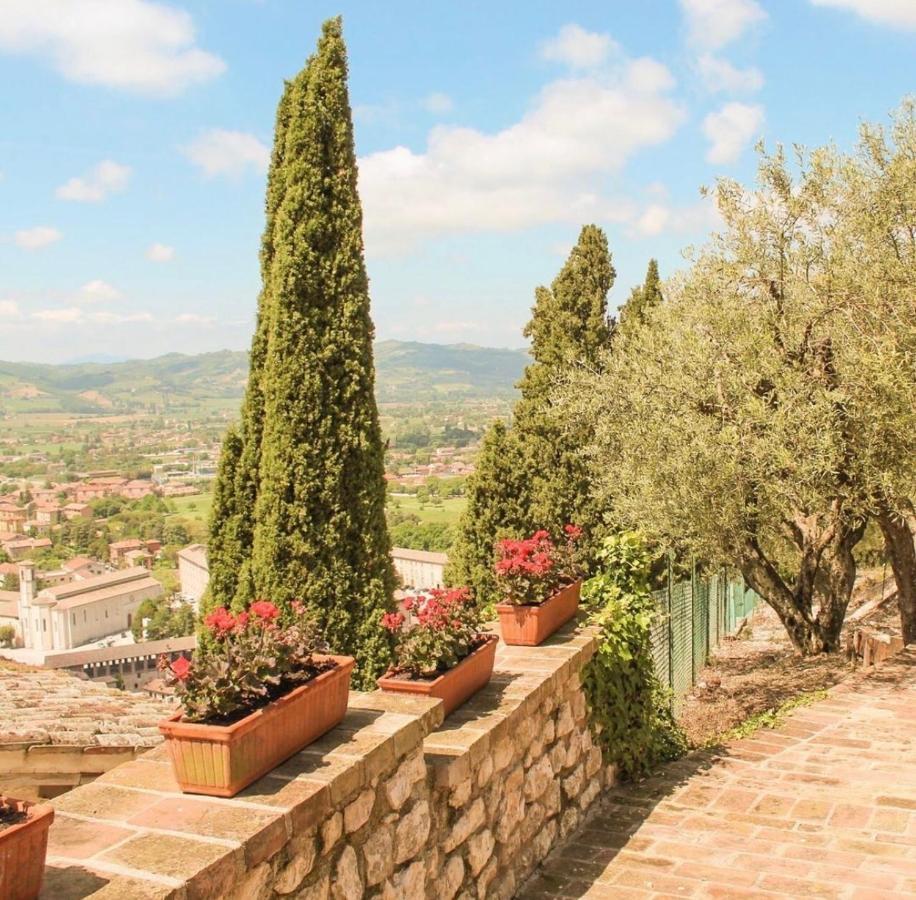 Umbrian Cottage Gubbio Bagian luar foto
